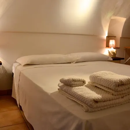 Masseria Saggiomo 2*