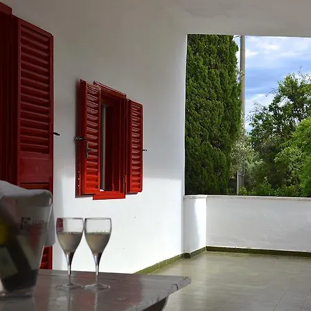 Masseria Saggiomo 2*